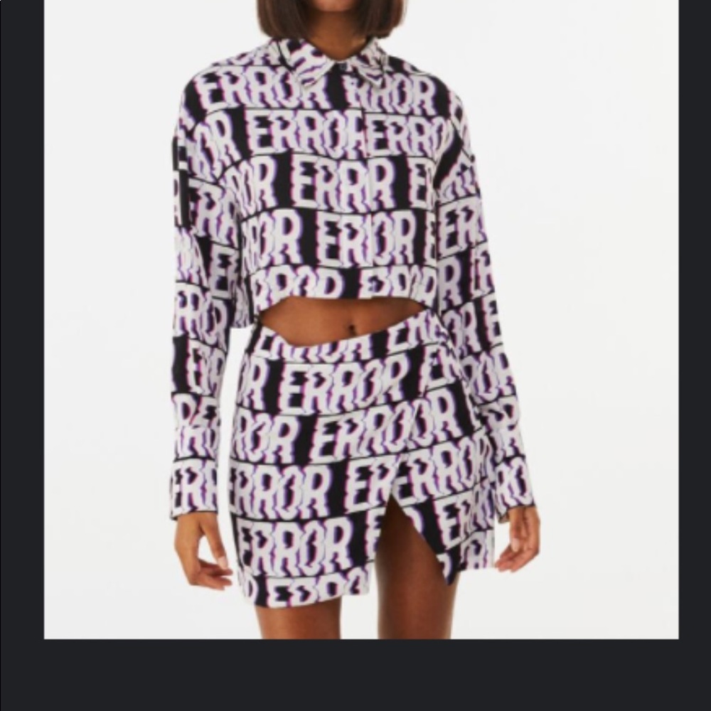 Printed mini skirt - New with tags